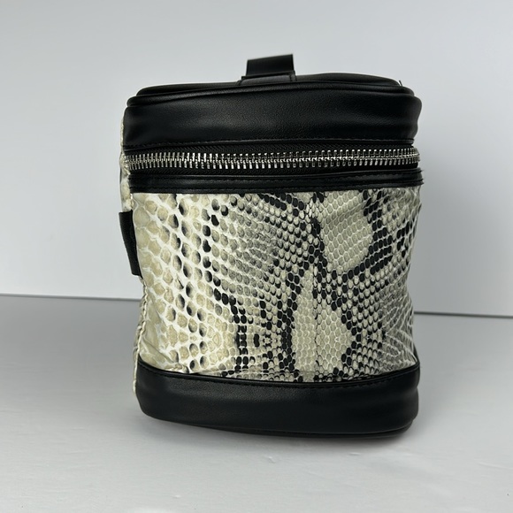 NWT Cavalli Class Toiletry cosmetic makeup case - Picture 9 of 17